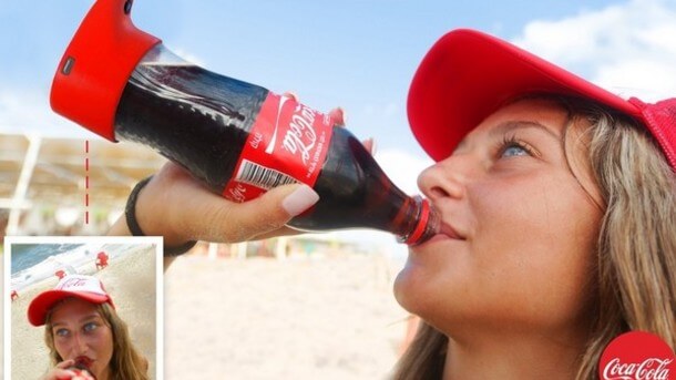 coca-cola-bottle-takes-selfies-for-consumers_strict_xxl