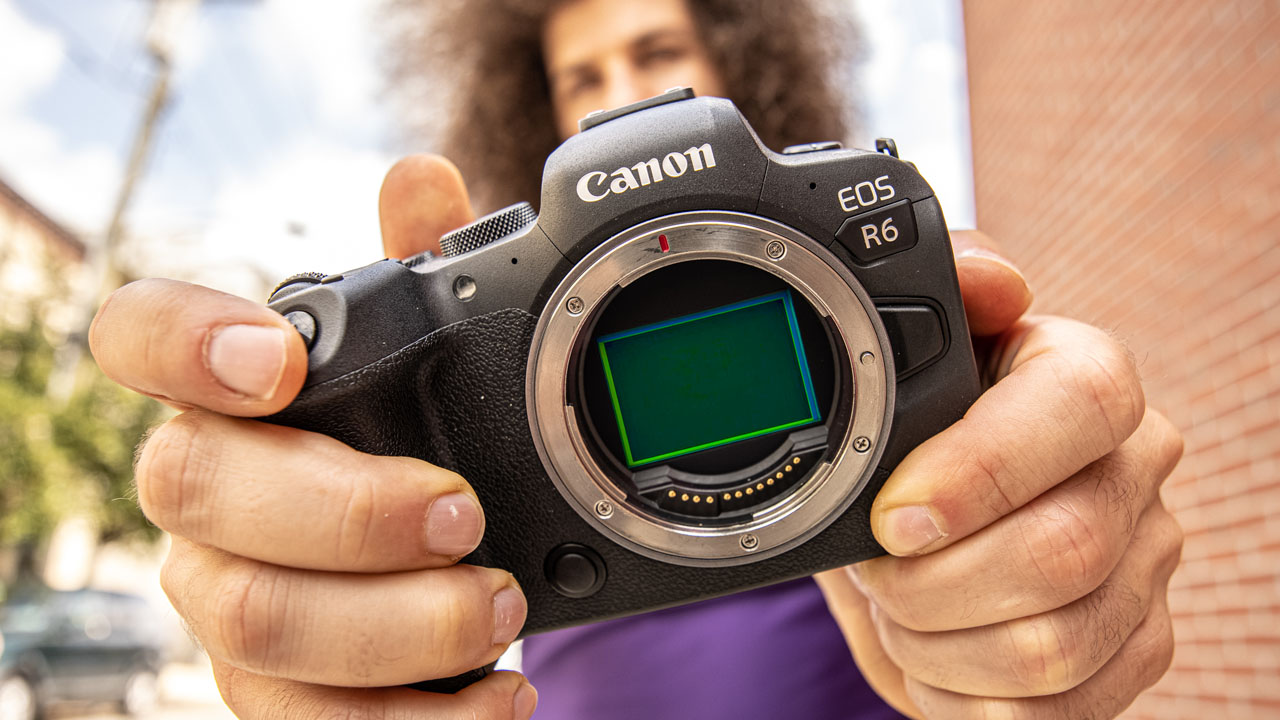 Hands-On Canon R6 Mark II Review Video: Is It Worth the Hype? 